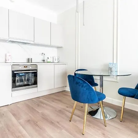 Apartament Mennica - One Bedroom - Golden Apartment